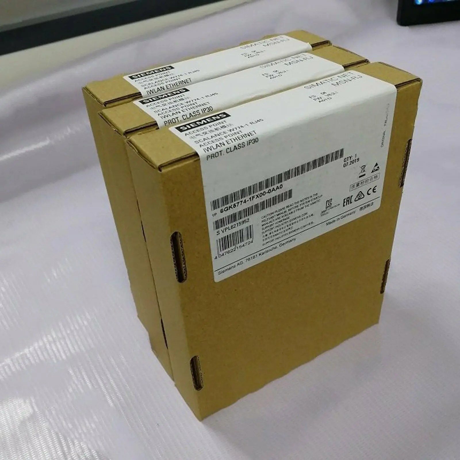 

Совершенно новый Siemens 6GK5774-1FX00-0AA0 6GK5774 1FX00 0AA0
