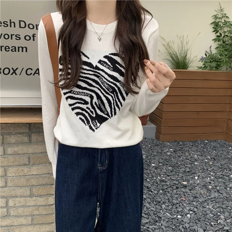 

Autumn And Winter Pullover Loose Long Sleeve Love Pattern Knitted Bottoms Women 2022 Korean Women's Fashion