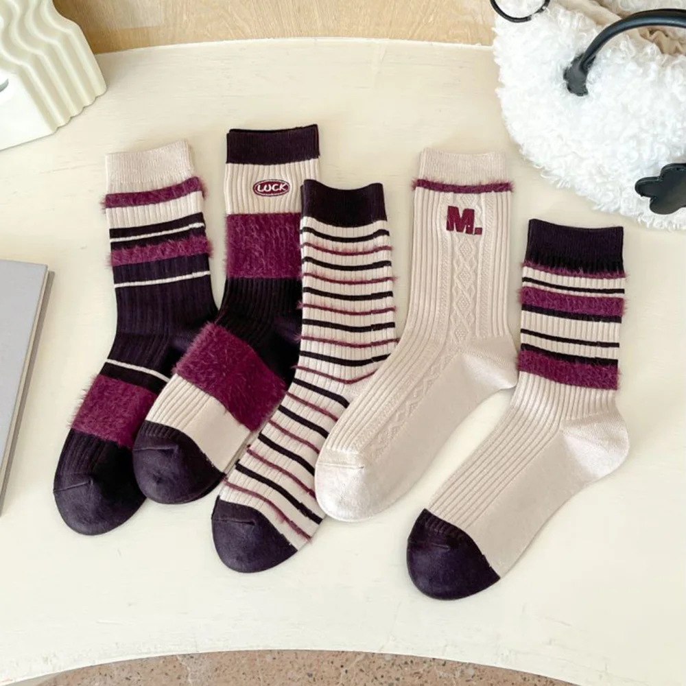

Кашемировые носки серии винного красного цвета, женские милые длинные носки с вышивкой и надписью, толстые теплые Классические мягкие удобные носки в полоску