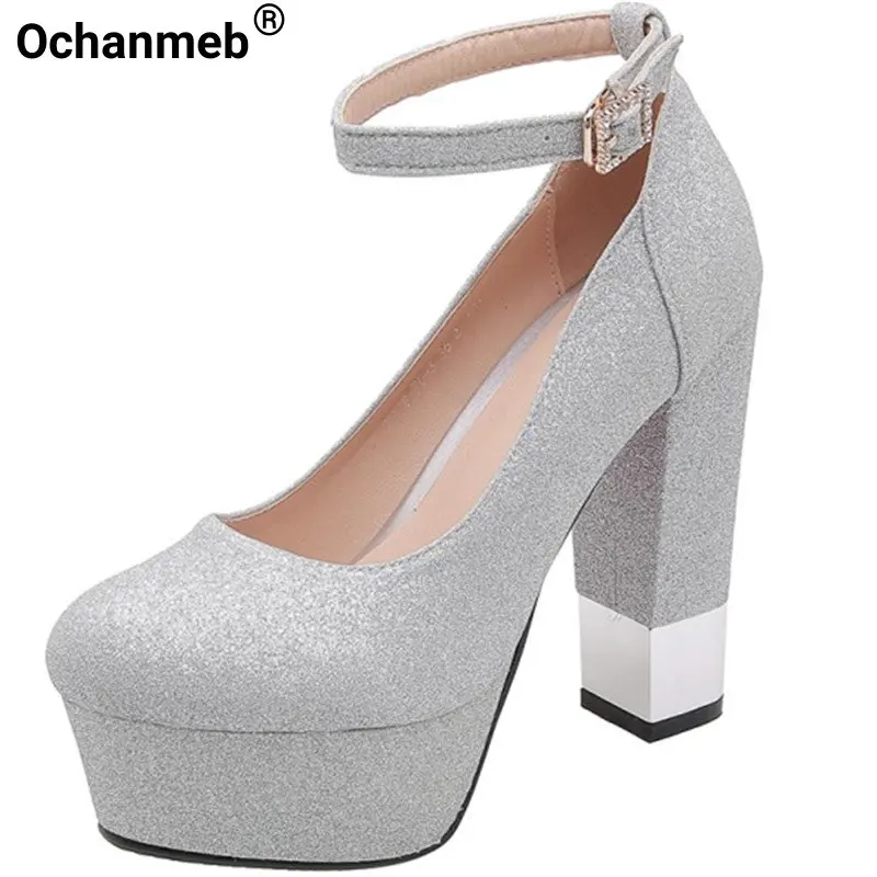 

Блестящие серебристые и золотистые туфли Ochanmeb, женские готические туфли на массивной платформе с ремешком на щиколотке и пряжкой, красные, белые туфли с блестками