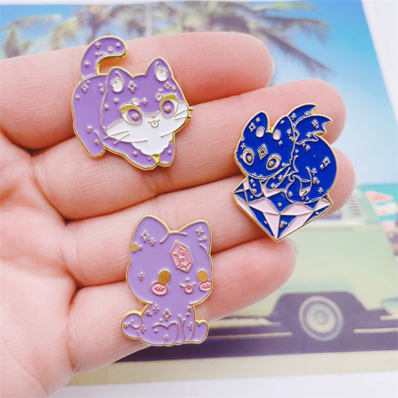 Cartoon Cute Purple Animal Cat Enamel Pins Planet Diamond Kitten Star Alloy Brooch Badge Fashion Women Jewelry Gift