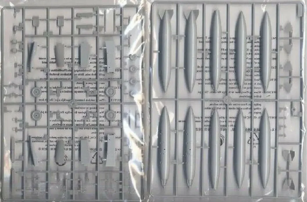 Комплект модели HobbyBoss 1/48 80355 Торнадо ADV пластик