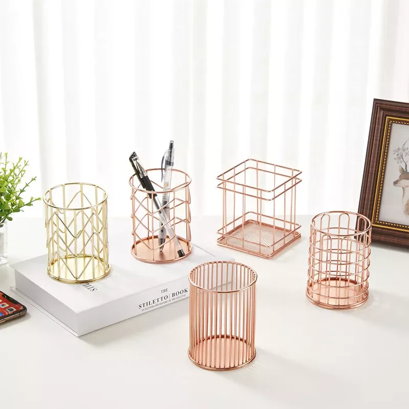 

Makeup Brushes Storage Box Cylindrical Case Storage Lipstick Brush Pen Holder Organizer Wrought Iron Pen Storage