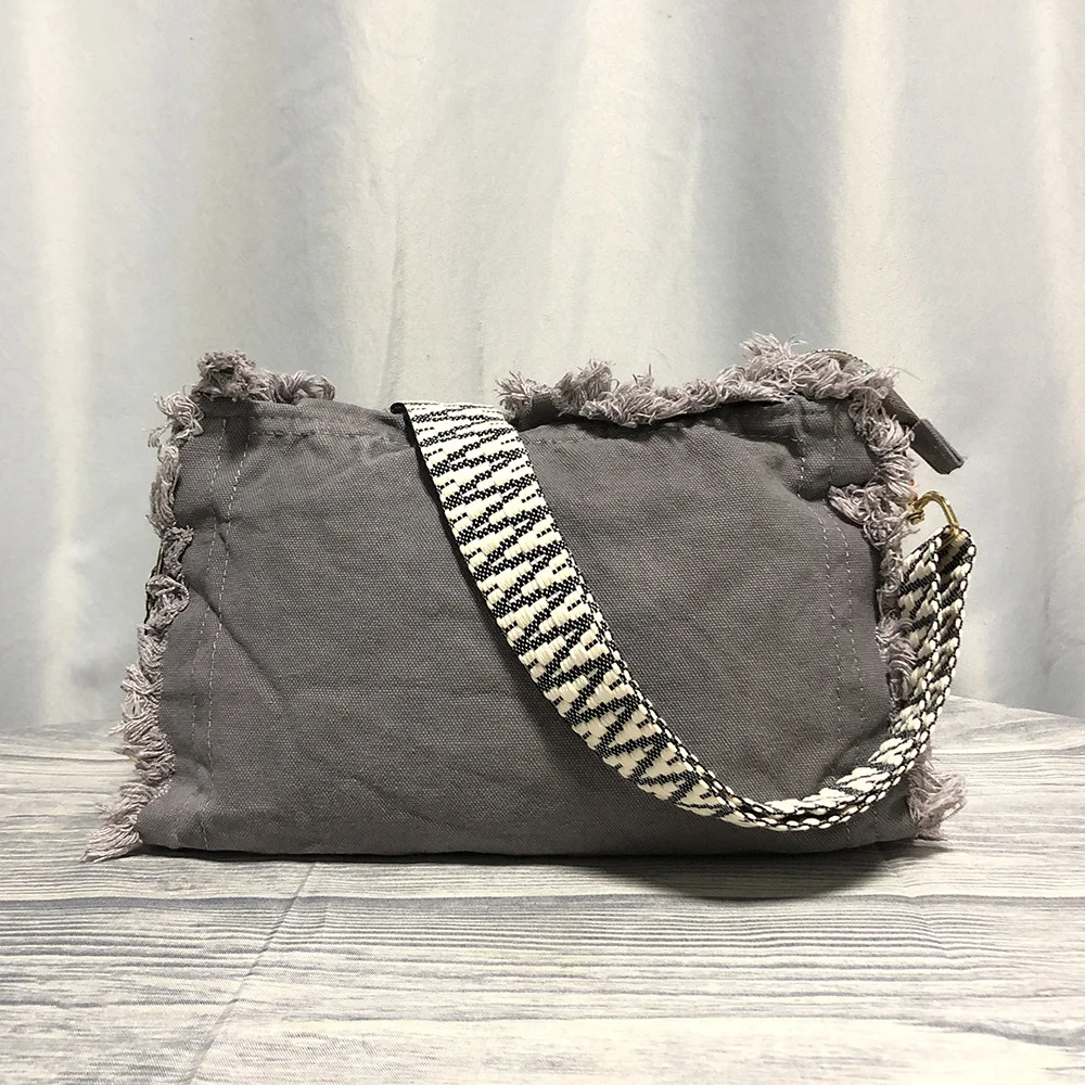 Beach Canvas Fringe Crossbody Bags with Adjustable Strap Summer Pool Shoulder Bags For Summer Fringe Zipper Crossbody Bag Domil