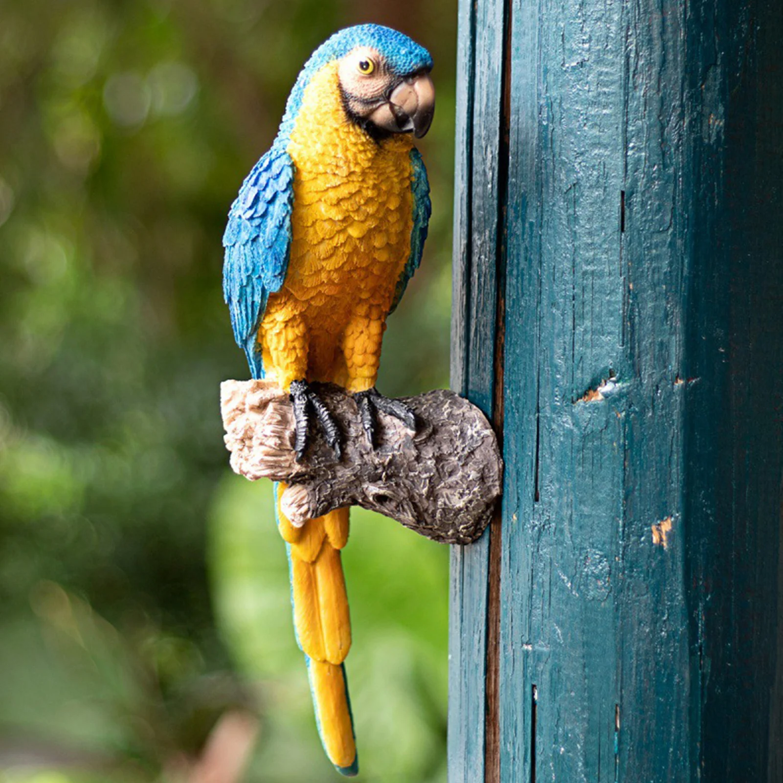 

Bird Statue Garden Ornament Realistic Parrot Animal Figurines Tree Decoration Garden Sculpture Cheeky Birds Welcoming Sign Lawn