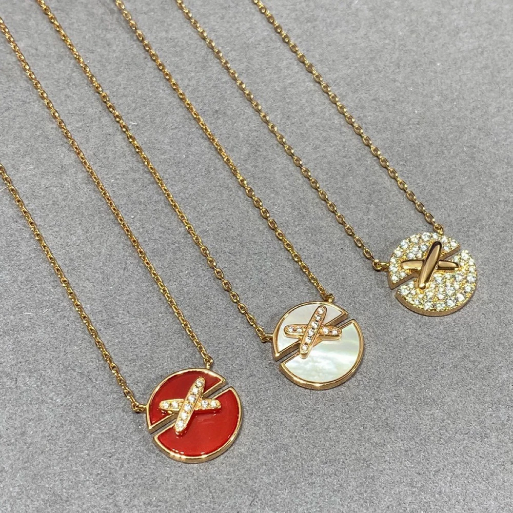 

2023 X Fritillary Malachite Pendant Women's Necklace Clavicular Chain Fashion Luxury Fine Jewelry Gold Cross Necklaces