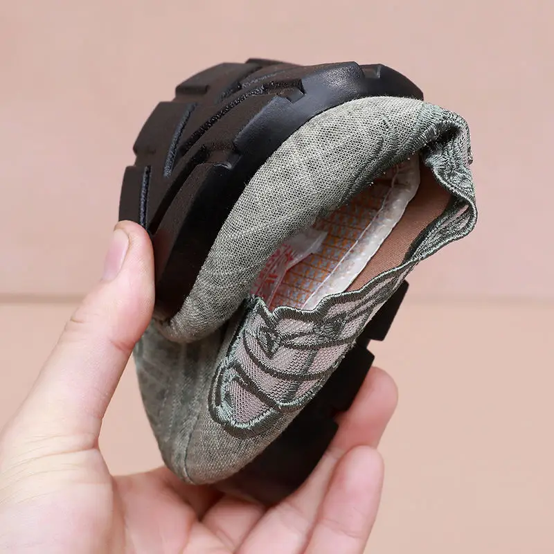 2023 New summer Female Retro Embroidered Ballet Shoes Women Flats Shoes Breathable Mesh Canvas Hanfu Flats Shoes Ladies