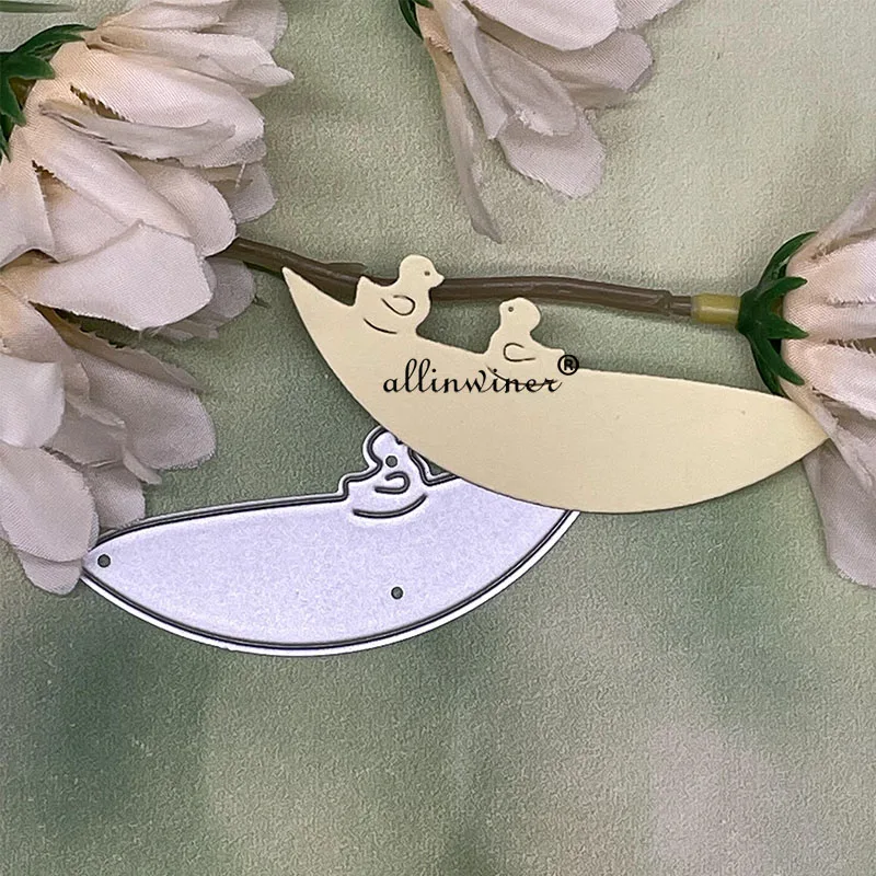 

Duck Circle Frame DIY Craft Metal Cutting Die Scrapbook Embossed Paper Card Album Craft Template Stencil Dies