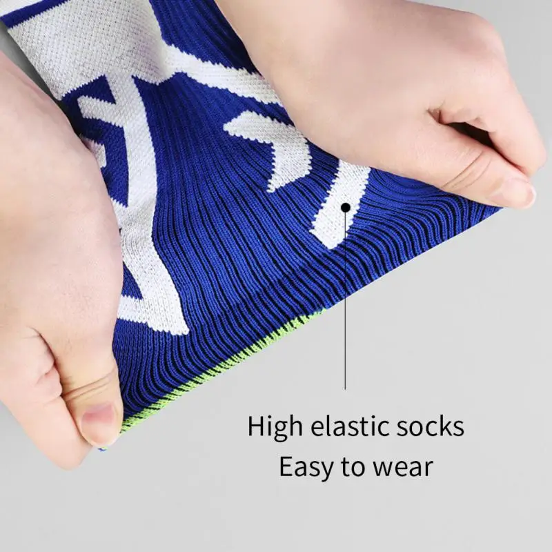 2 Pairs Men Breathable Sports Socks Mesh Comfortable Socks Outdoor Non-slip Anti-dropping Practical Casual Socks