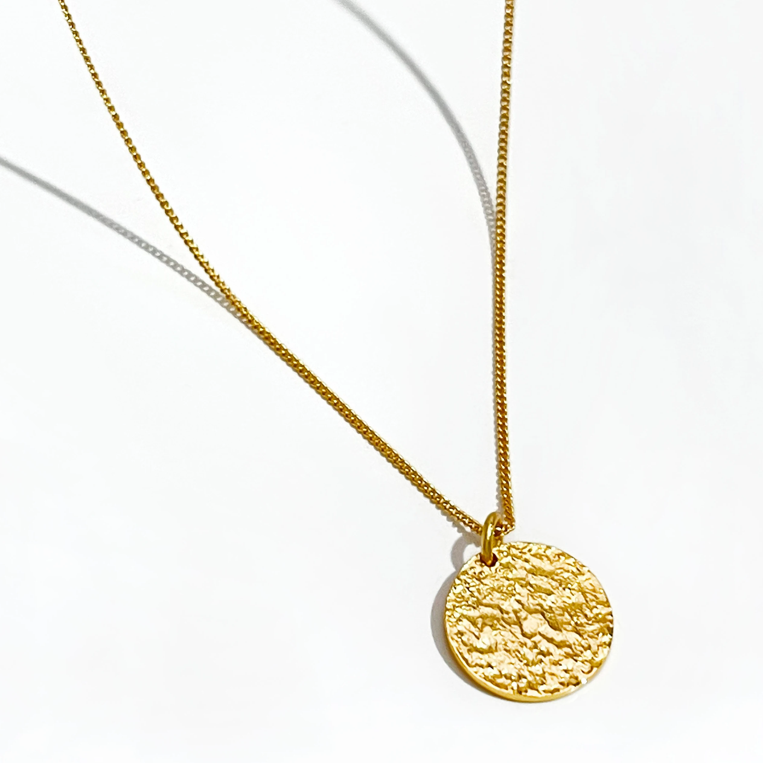 Peri'sbox 925 Sterling Silver Textured Coin Necklace Gold Color Medallion Pendant Necklaces Minimalist Necklace collares de moda