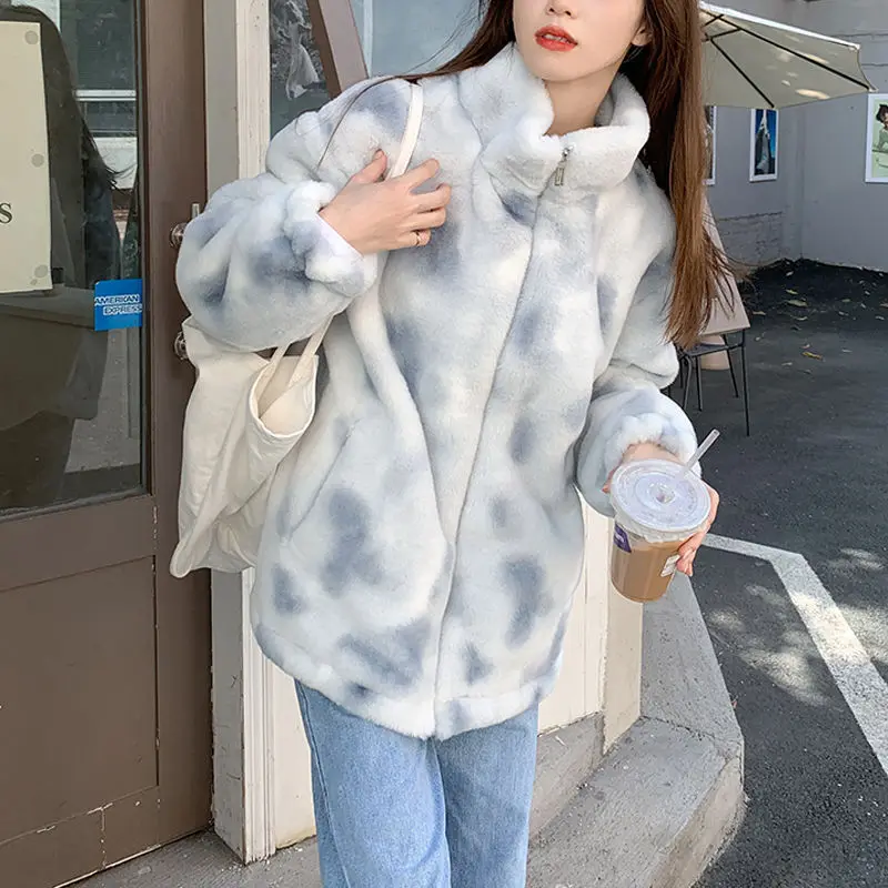 2022 New rabbit like plush coat Women's fashion ins Autumn and winter plush thickened loose furry fur like cotton suit