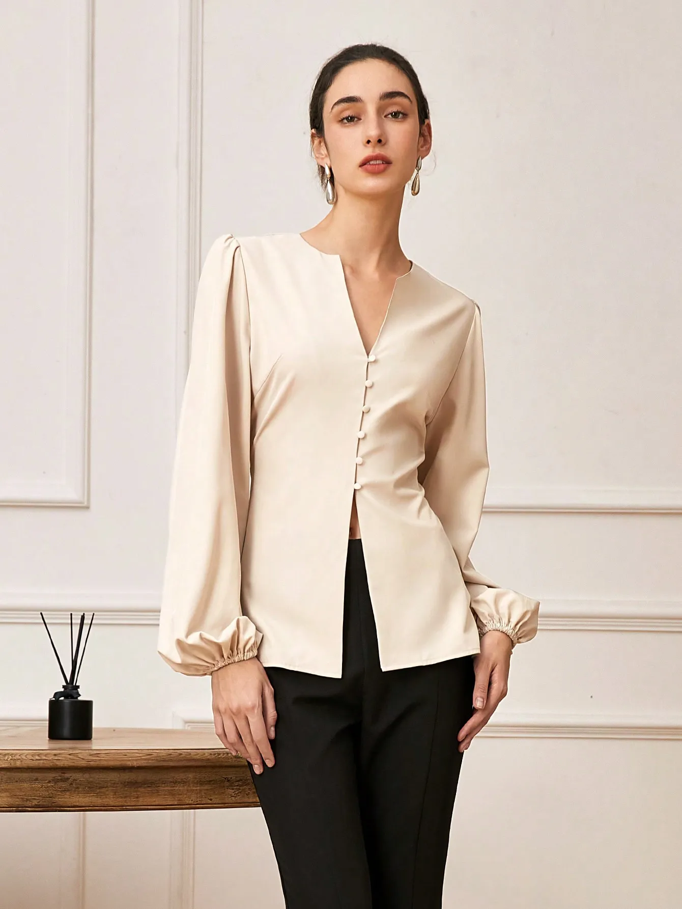 AEL осенне-зимняя женская модная повседневная элегантная блузка с v-образным