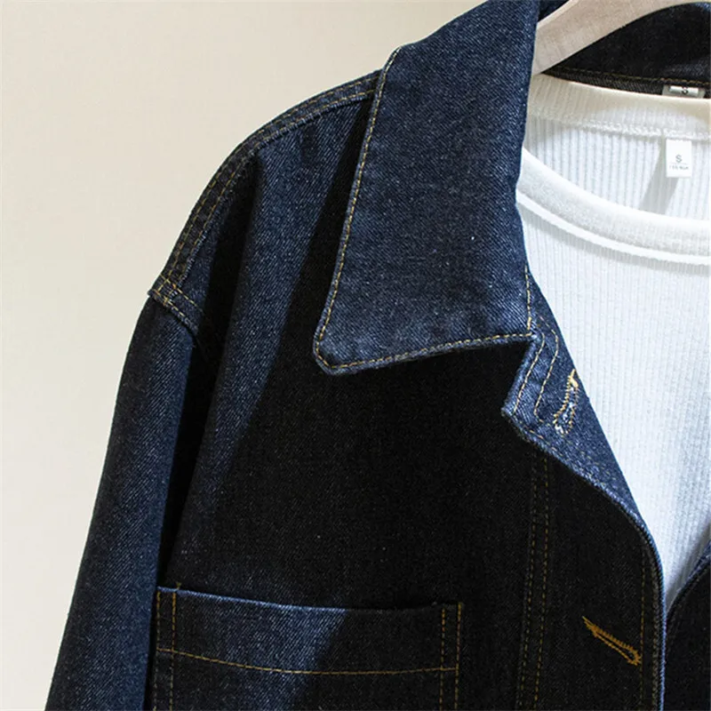 Винтажная темно-синяя джинсовая куртка с большими карманами Женская свободная
