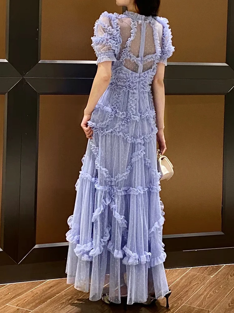 Женское платье с круглым вырезом TWOTWINSTYLE элегантное коротким рукавом и высокой