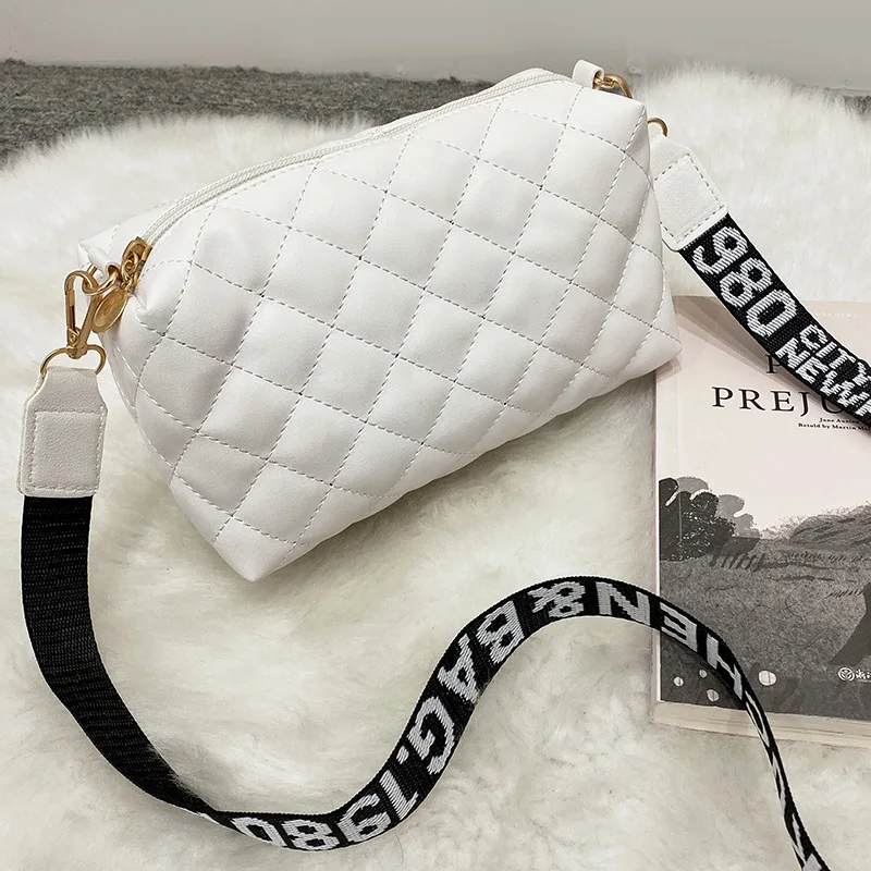 

Fashion Lingge Embroidered Bag 2022 Rhombic Casual Female Bag Simple Trend Mini Bag Shoulder Messenger Bag Mobile Phone Bag