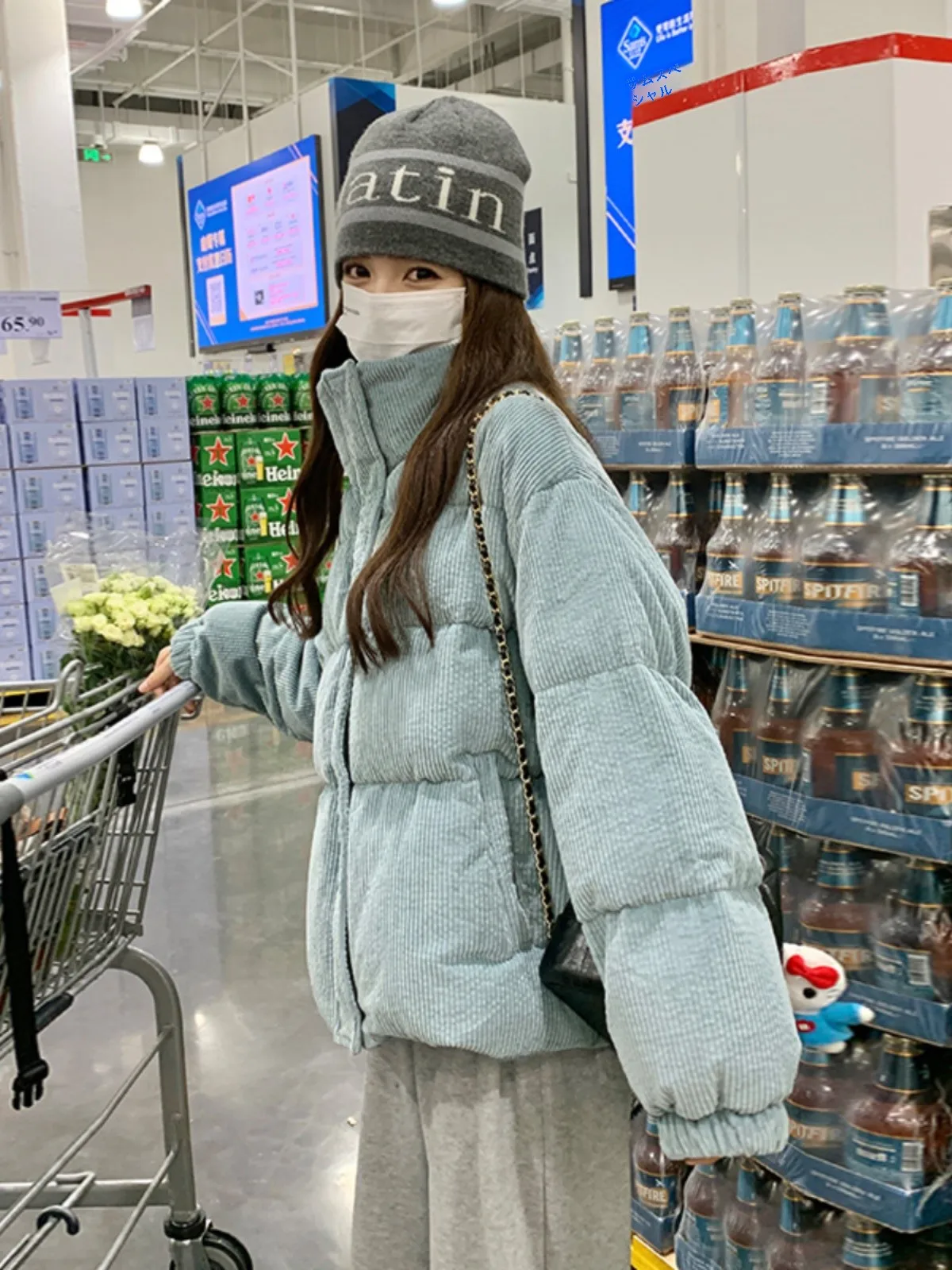 Новинка зимы 2024 зеленое вельветовое пальто с хлопковой подкладкой женское