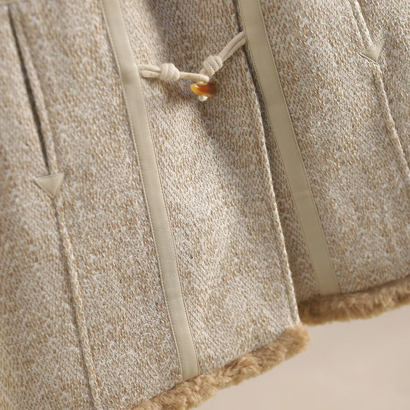 [Float] 90 Белый утиный пух ~ шерстяной пуховик средней длины с роговой пряжкой и