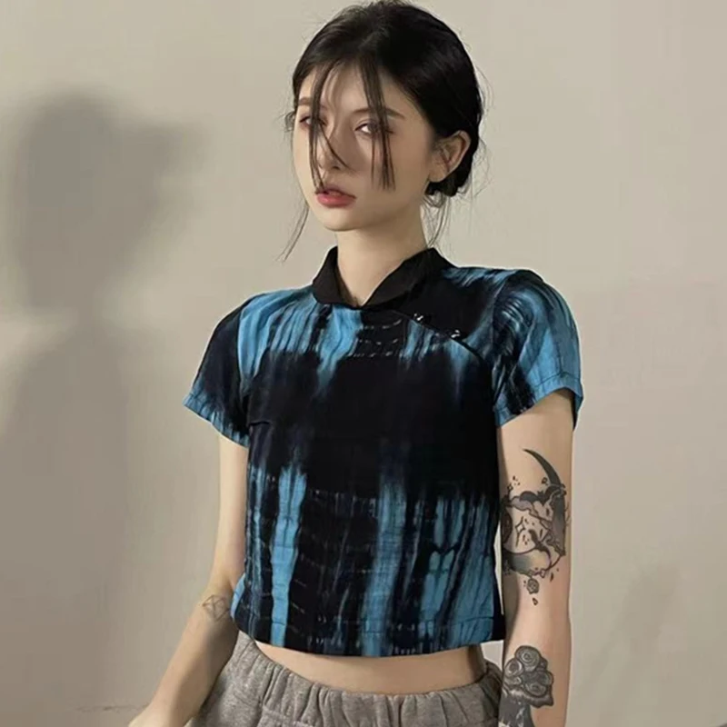 

Футболка женская короткая с воротником-стойкой, уличный топ в китайском стиле, с пряжкой, контрастных цветов, цвет черный/синий, на лето