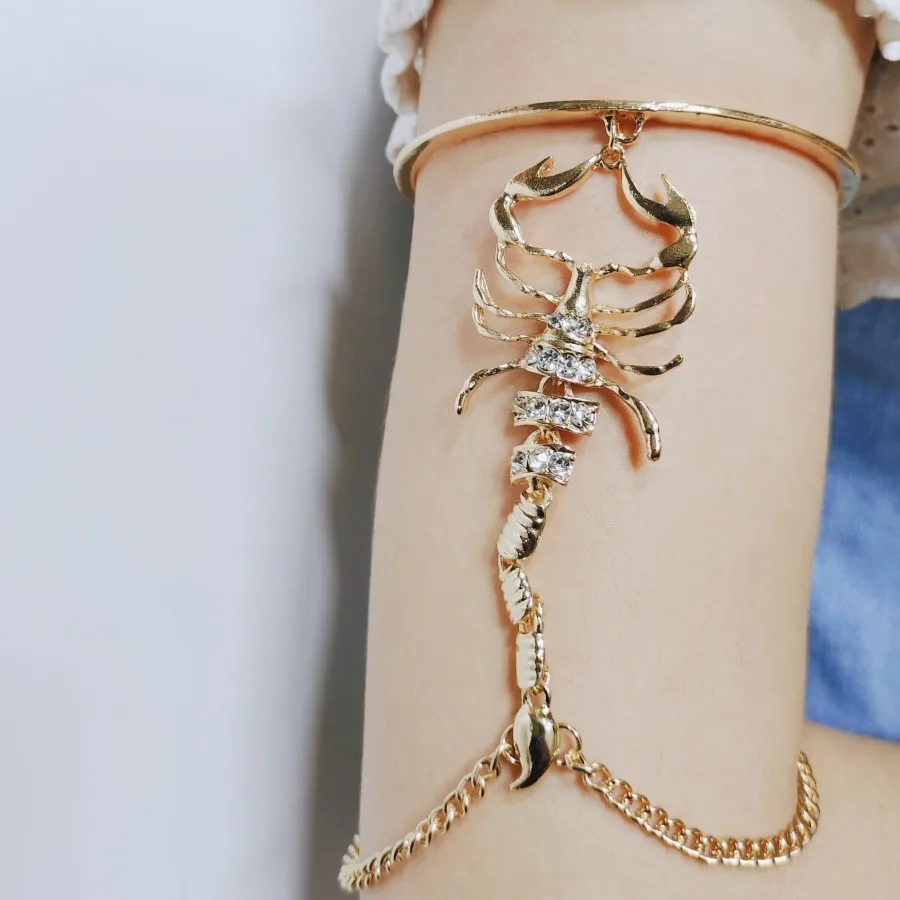 Готический браслет-Скорпион для женщин инкрустированный цирконом креативный