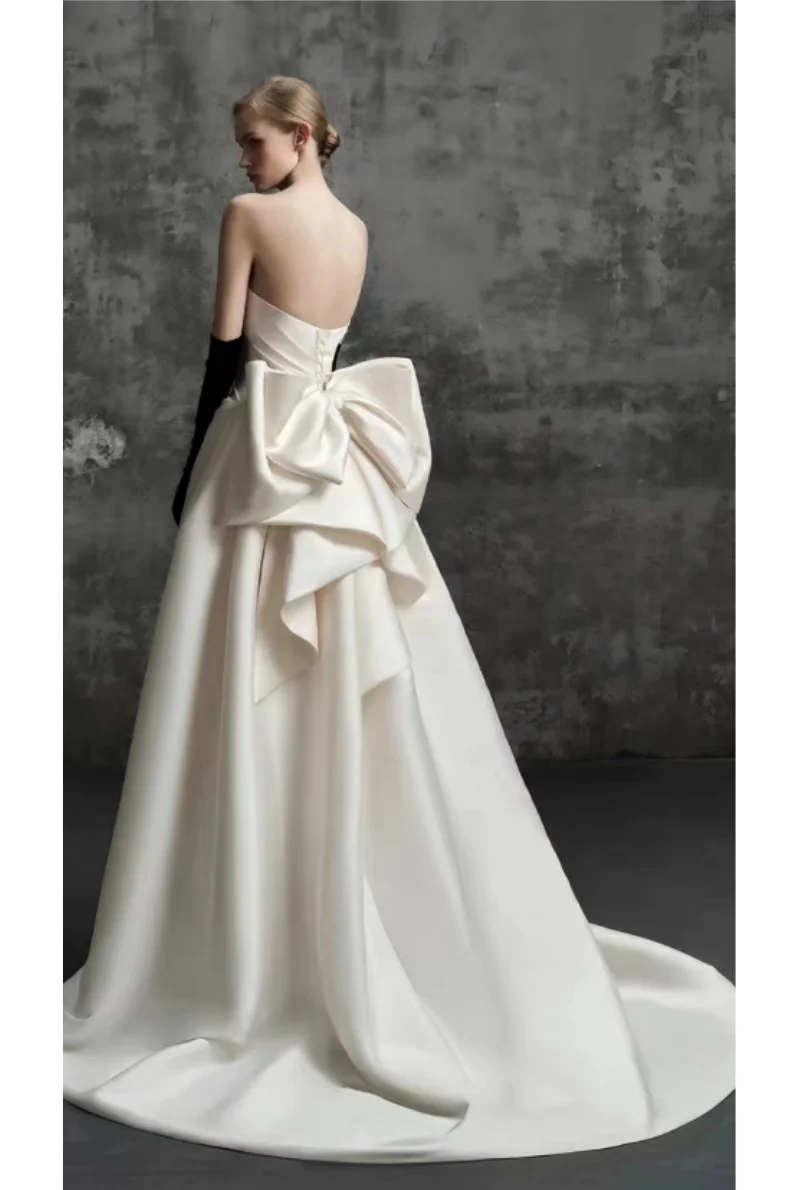 Рисунок 4 - Женское свадебное платье без рукавов It's yiiya