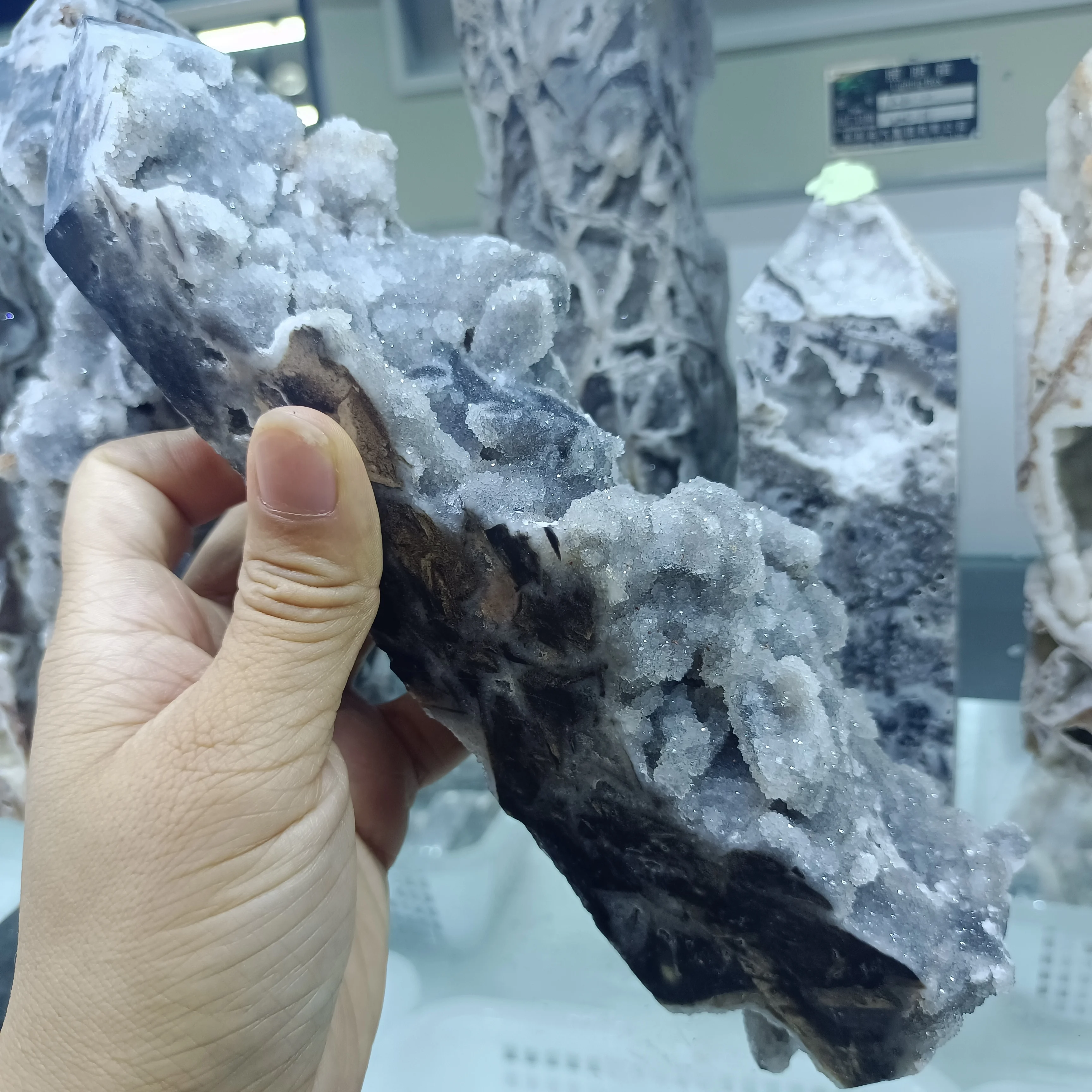 

NATURAL SPHALERITE PILLAR CRYSTAL FURNISHING ARTICLES RAW ORE SPECIMENS ALLEVIATE FATIGUE STONE