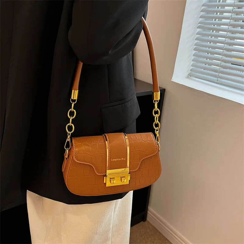 

Retro High-quality Underarm Bag Women's 2022 New stone Pattern Small Square Bag All-match Texture Single-shoulder Messenger Bag