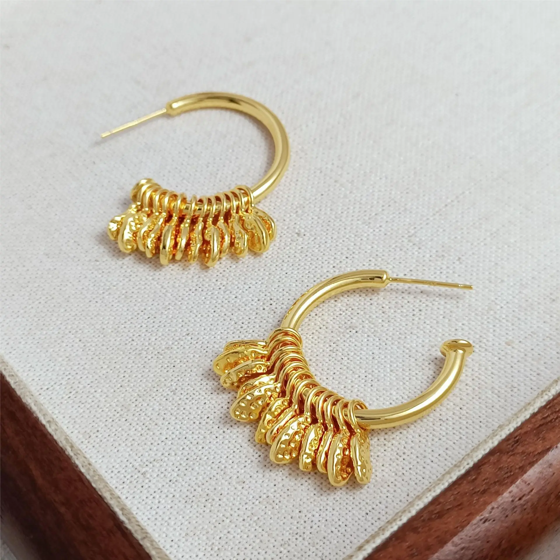 

European ins style irregular exaggerated retro earrings golden hoop geometry pendant fashion jewelry for women