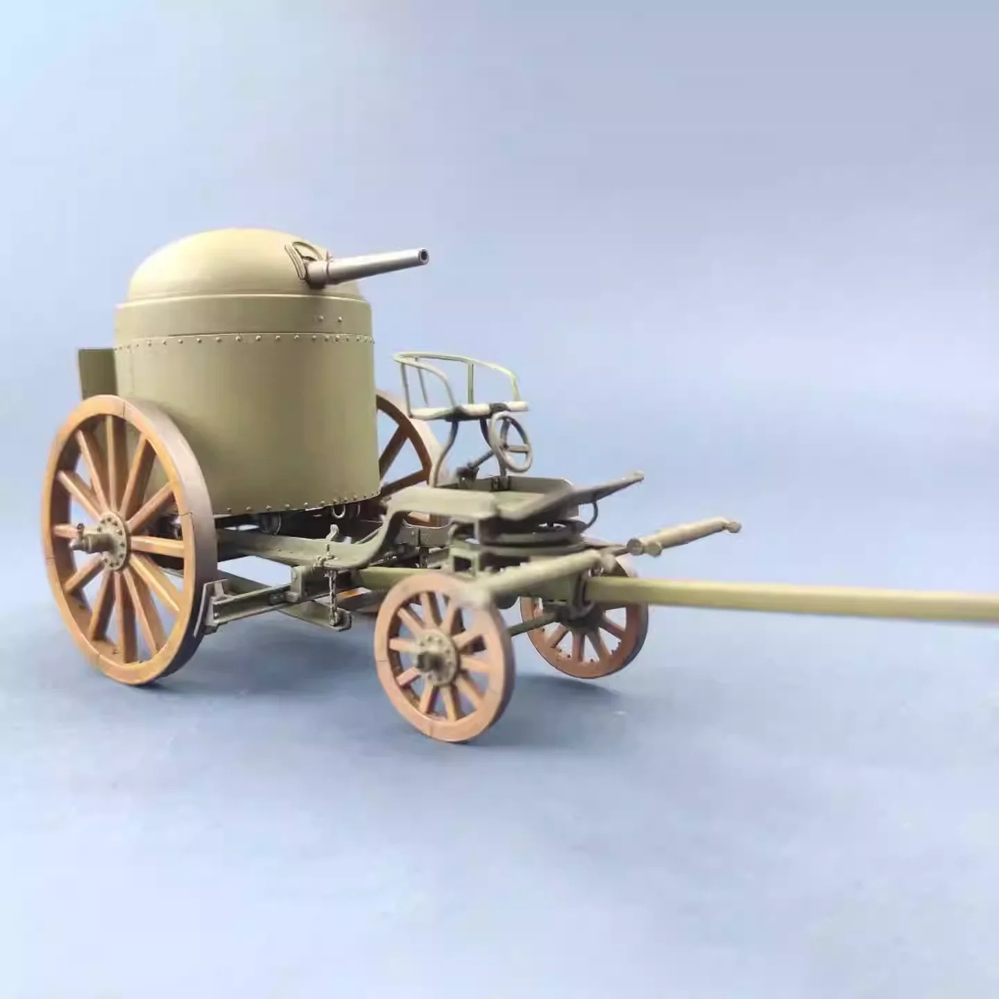 Фото Пластиковый сборный модельный набор CSM CSM35011 5,7 см Gruson Fahrpanzer 1/35 №3