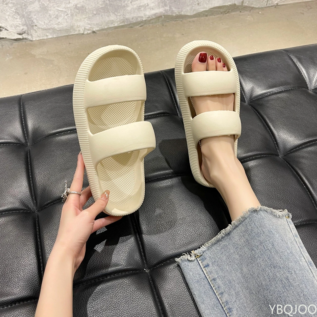 

2022 New Slippers Women Summer Thick Bottom Indoor Home Couples Home Bathroom Non-slip Soft Sole Slippers Large Size 36~45