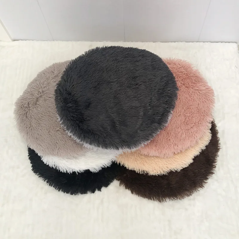 

Pet mats for autumn and winter