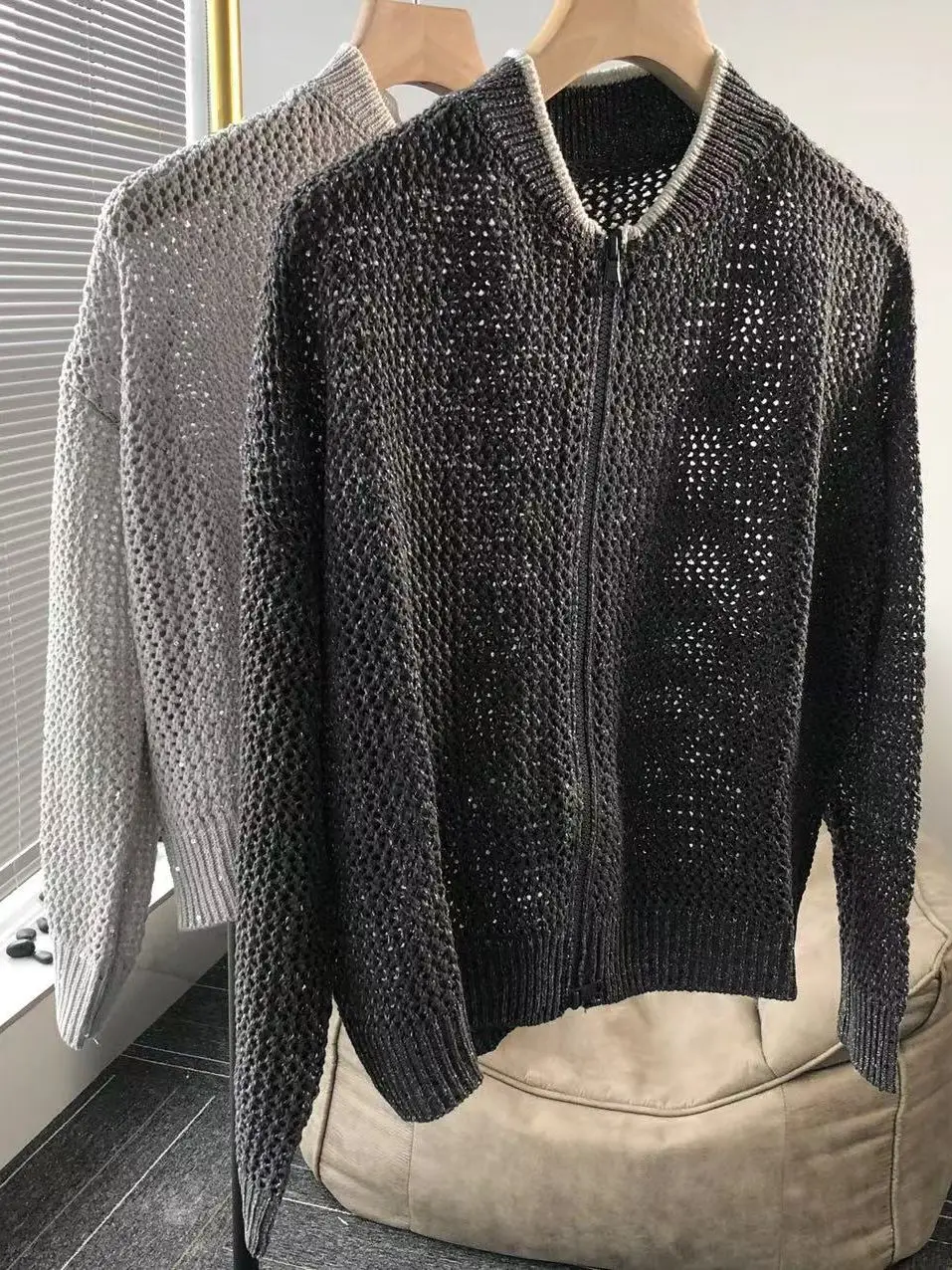 Женский трикотажный топ с длинным рукавом и круглым вырезом |