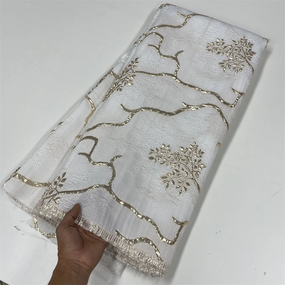 Рисунок 2 - Фатиновая кружевная ткань 2023