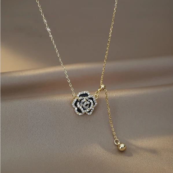 

2022 New Design Elegant Black Camellia Necklace Korean Fashion Flower Jewelry For Women Girls Party Sweet Necklace Accessories