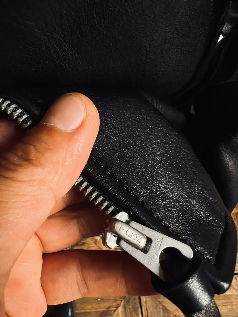 Мужская винтажная тонкая куртка из овчины растительного дубления с тупой