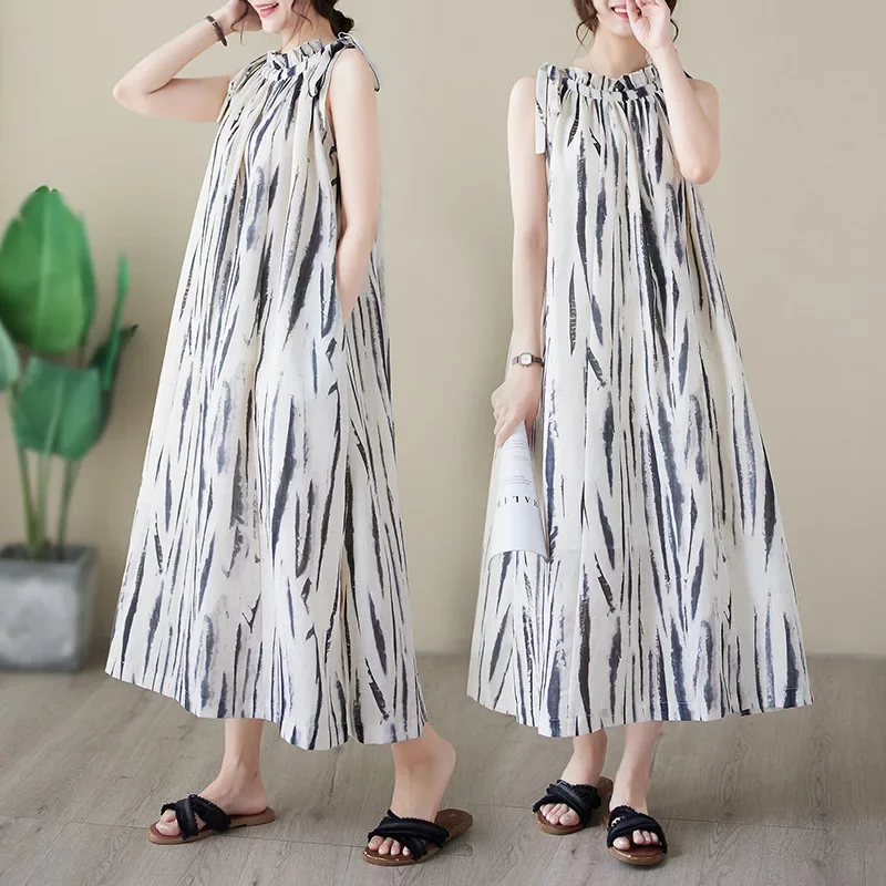 2024 Summer New Fashion Pure White Vacation Style Korean Version Watermark Printing Halter Neck Tying Long Dress