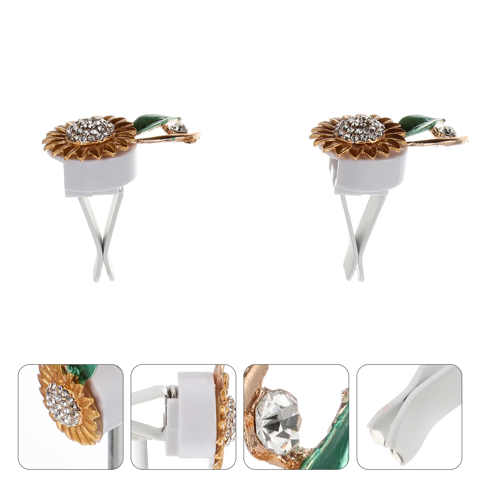 

2pcs Essential Oil Diffuser Car Aromatherapy Diffuser Sunflower Exquisite Car Vent Clips