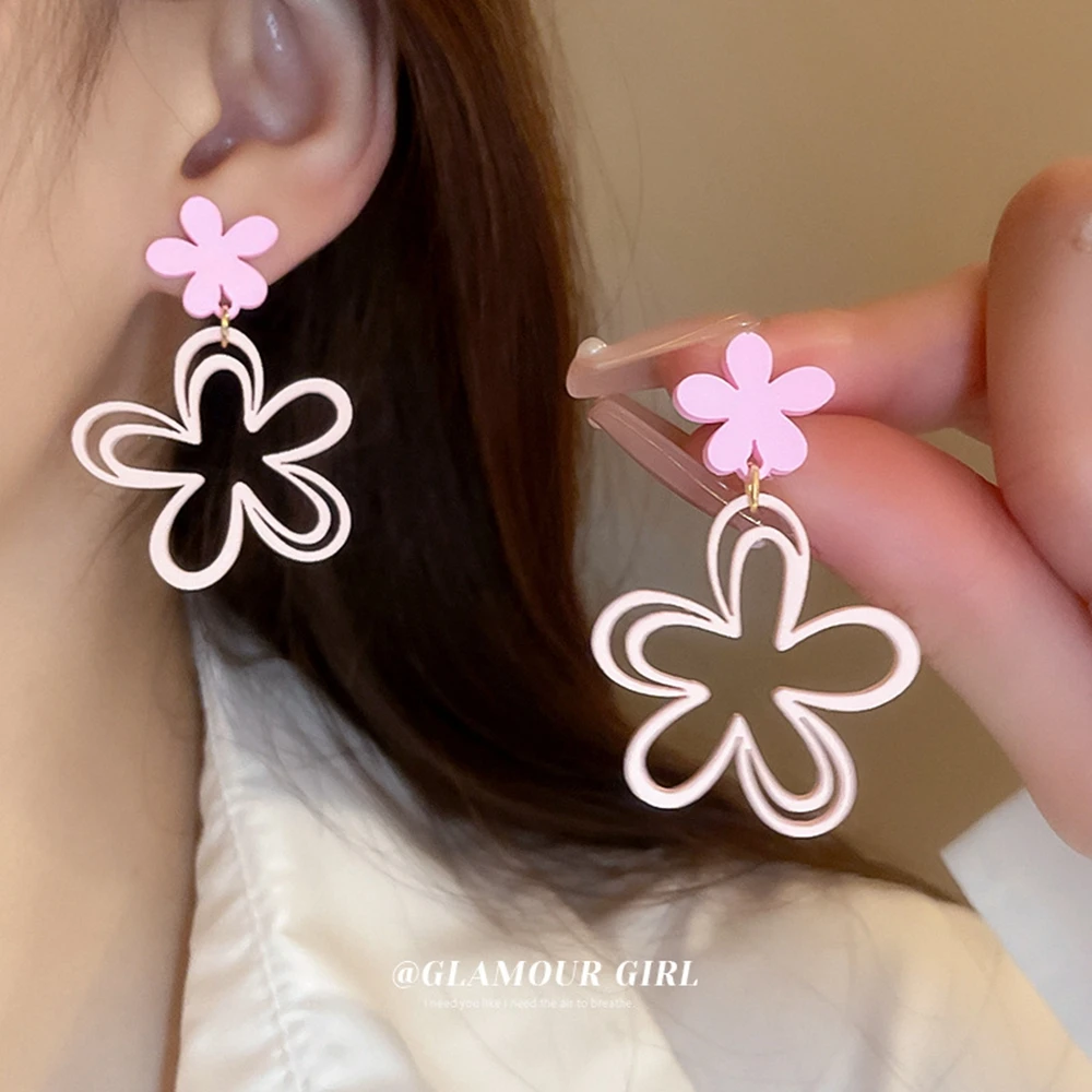 

Sweet Temperament Pink Hollow Flower Acrylic Drop Earrings for Women Trendy Elegant Daily Party Earrings Y2K Cute Jewelry Gift
