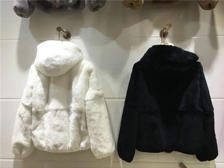 2022 Genuine Natural Real Rex Fur Coat Women's Hooded Outerwear All Fur Long Sleeves Short Style Thin Coat