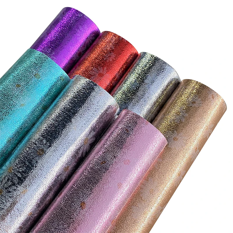 

Daisy Flower Printed Metallic Faux Leather Fabric, Synthetic Leather Fabric Sheets, PU Leather For DIY 46*135cm