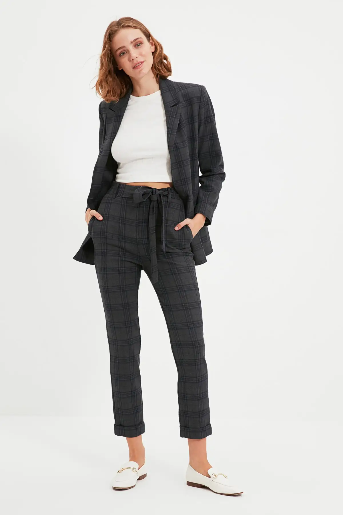 

Trendyol Recycle Plaid Arched Pants TWOAW22PL0573