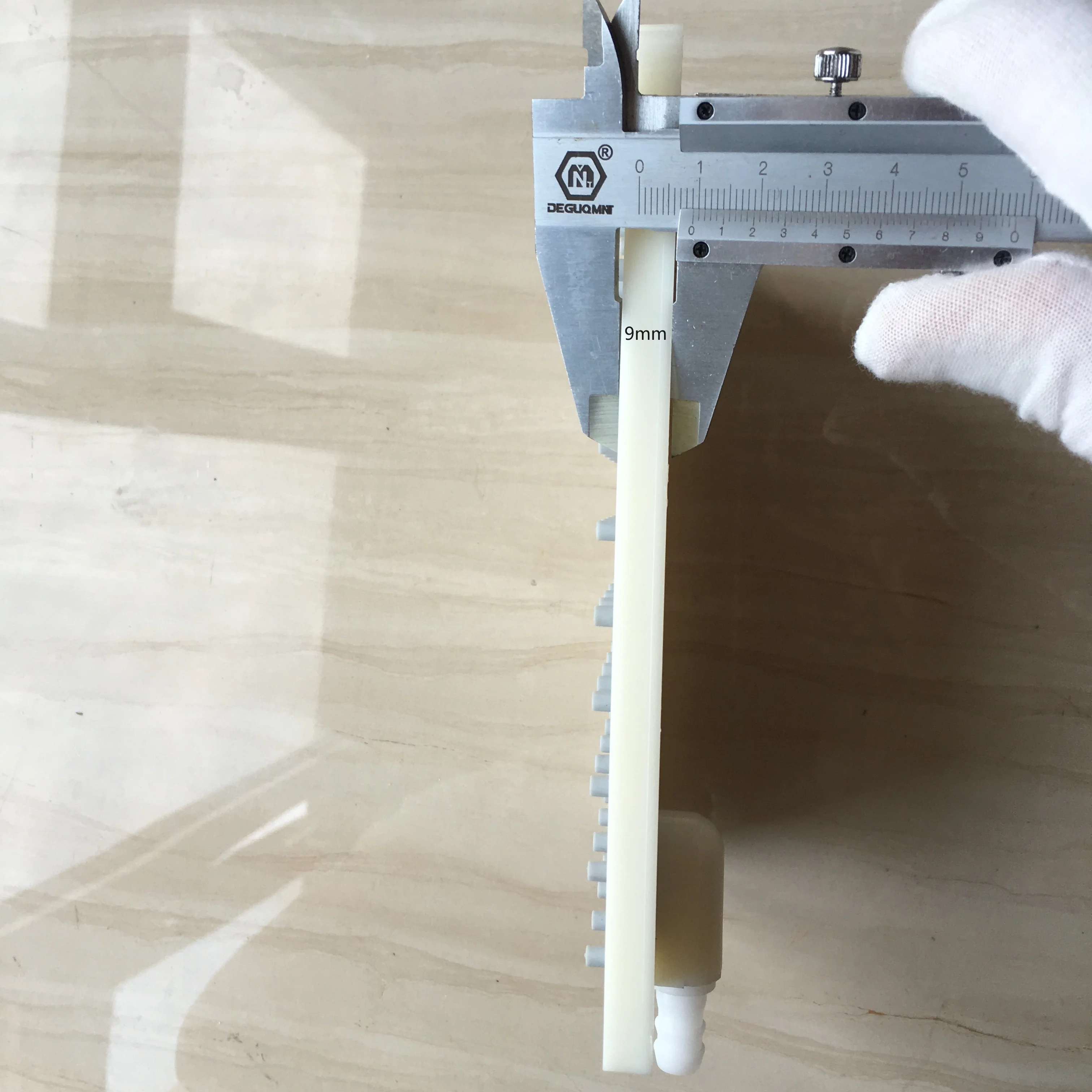 Лейка для душа прямоугольная с интерфейсом интубации 137x180 мм