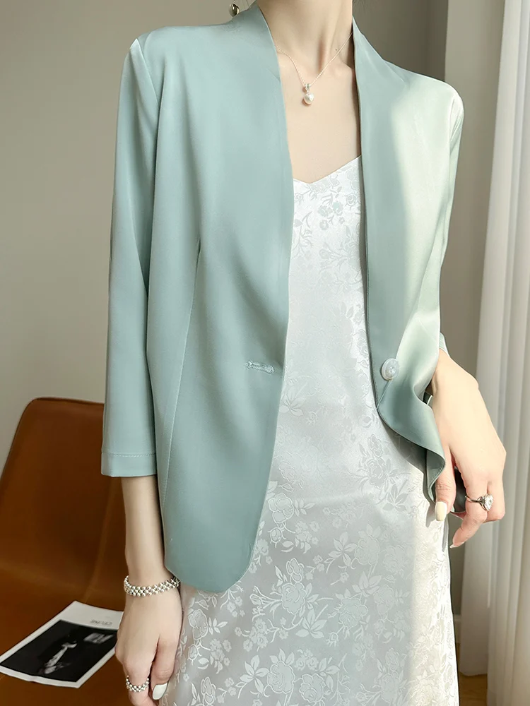 

Acetate Satin Small Suit Jacket Women's Senior Sense Goddess Fan Seven-Quarter Sleeve 2023 Spring/Summer Design Sense Light Top