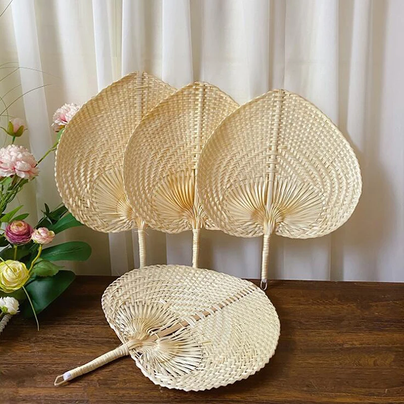 

1PC Handmade Straw Woven Fans Craft Summer Cooling Fan Bamboo Palm Leaf Hand-woven Hand Fan Home Decoration Size 30*40cm