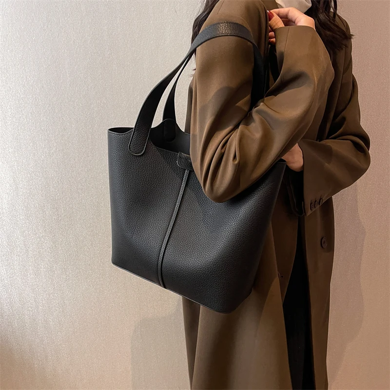 Jin Mantang High Capacity Leather Shoulder Side Bags for Women Winter 2022 Vintage Bucket Bags Lady Designer Handbags and Purses