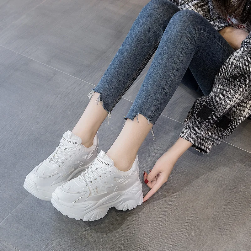 

Новинка весна-лето 2022, модные белые туфли на толстой подошве, женская повседневная кожаная обувь с внутренним усилением, женская обувь