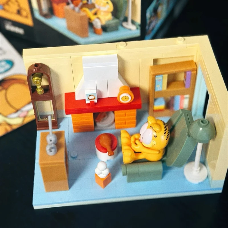 Конструктор SLUBAN Garfield Сборная модель микро-сцена анимационные периферийные