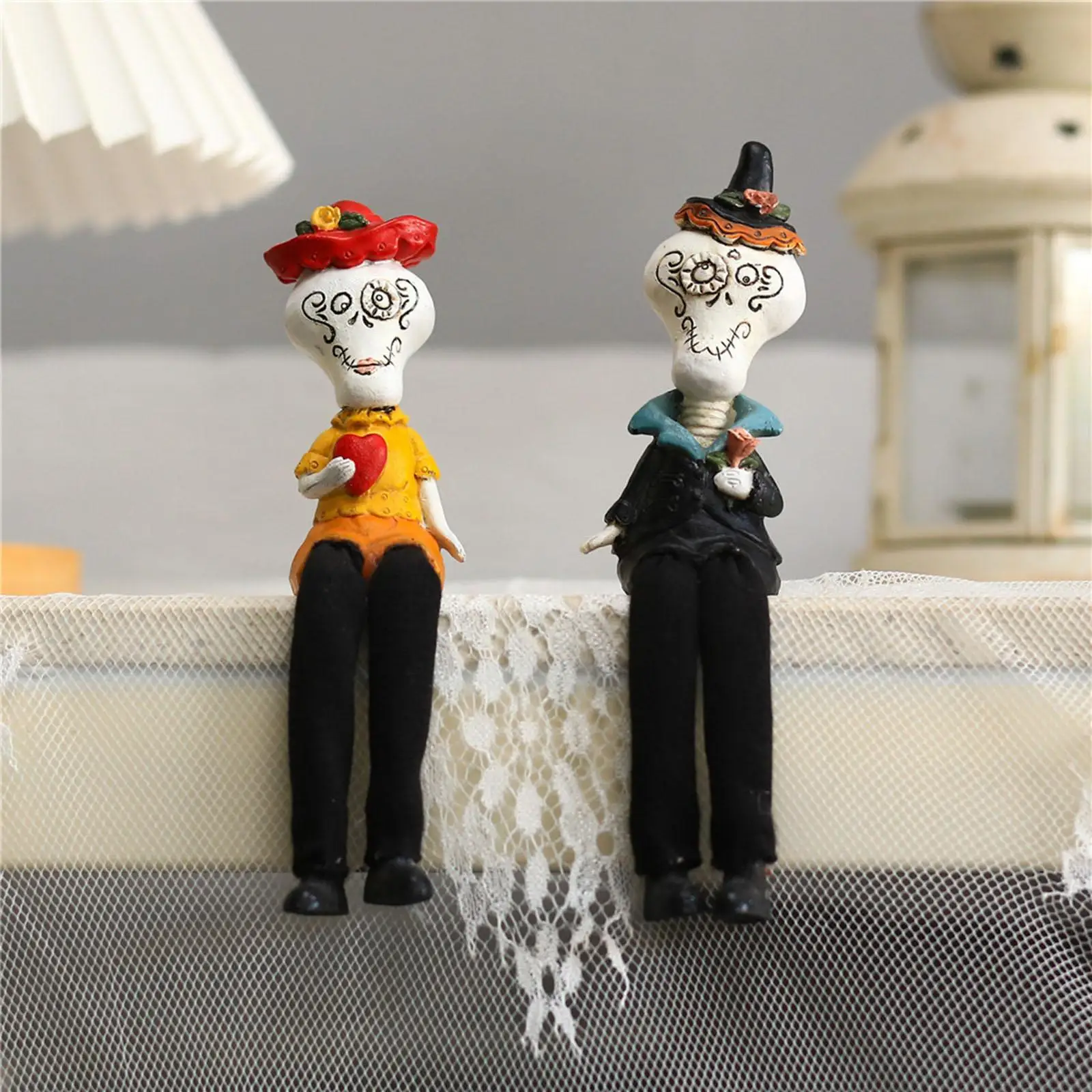 

Resin Dangling Figurine Doll Decorative Sculpture 1 Pair for Shelf Decor