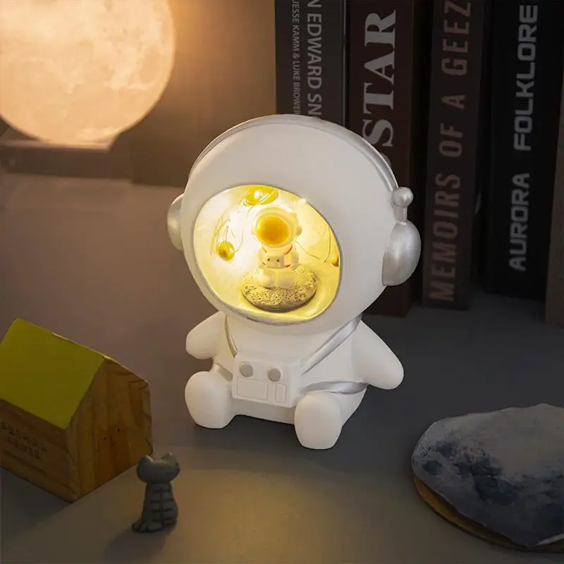 Modern Creative Cute Boy Room Art Decoration Astronaut Spaceman Star Lamp Bedside Eye Protection Night Lamp Children'S Gifts E27