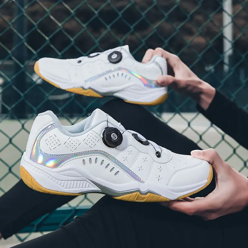 New large size badminton training shoes 36-46 Breathable shock absorbing fashion comfortable sports badminton shoes