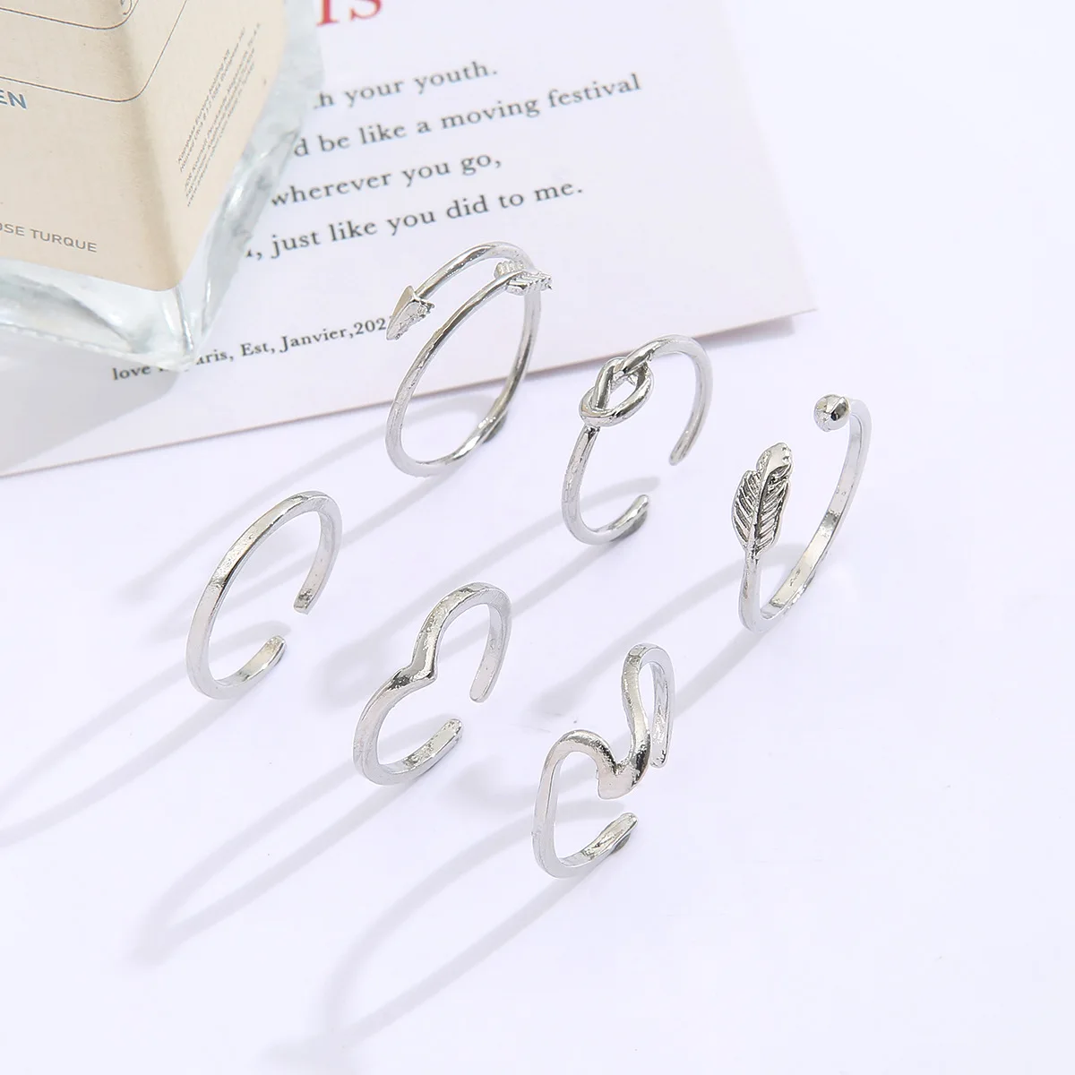 

Toe Rings for Women Hypoallergenic Adjustable Toe Rings Tail Band Rings Minimalist Fingers Joint Tail Ring Daisy Flower Heart